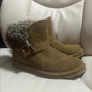 Bearpaw Tan Suede Ankle Boots with Faux Fur